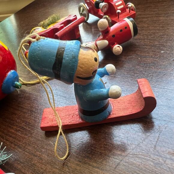 Lot of 6 VTG  Wooden Ornaments 60s 70s Japan Spain penguin Santa sled - Picture 3 of 14